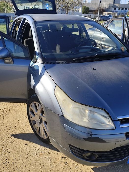 Citroen c4 1.4.            .