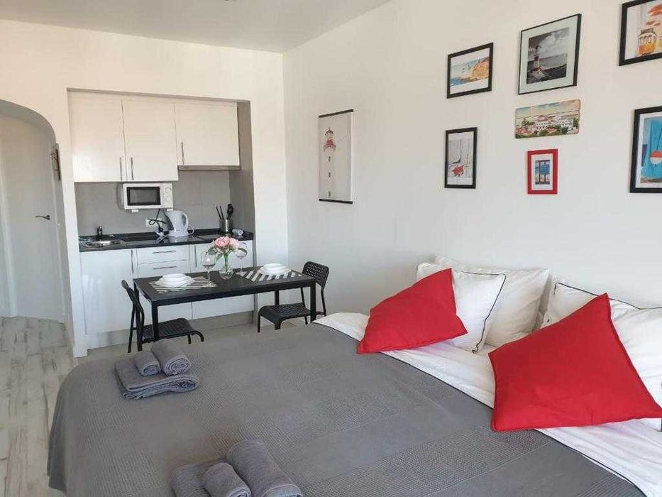 Apartamento T0 mobilado em Cascais