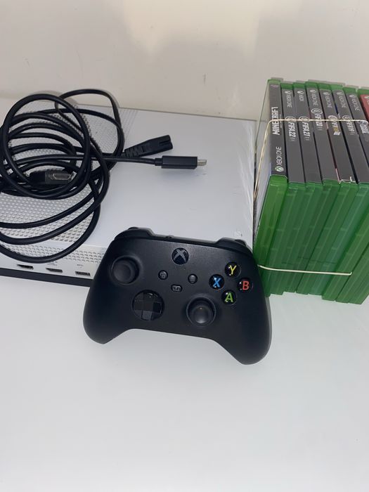 Xbox One S  c/tudo incluido + jogos