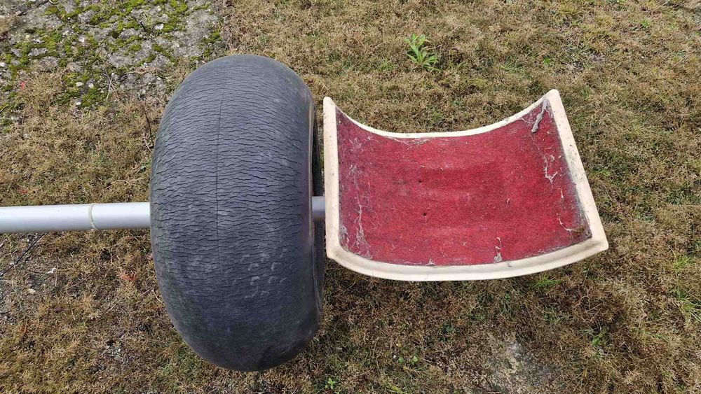 Wózek slipowy typu Eurotrax do katamaranu