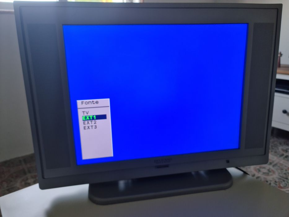 TV - Televisão 20" Lcd