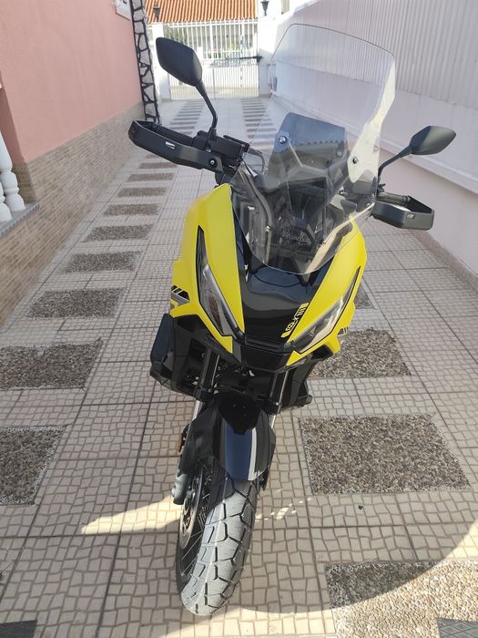 Honda X ADV 750. Ano 2025