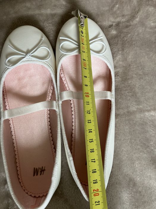 Балетки білі, нові, бренду H&M