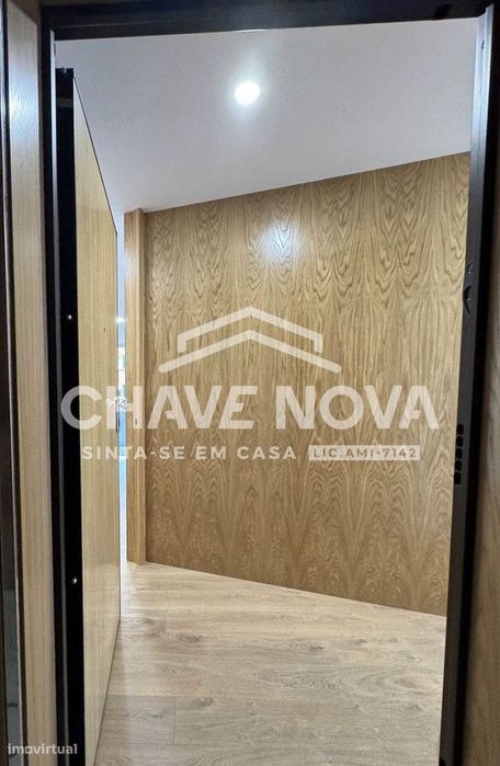 Apartamento T2 novo c/ 2 lugares de Garagem no Porto (Bessa)