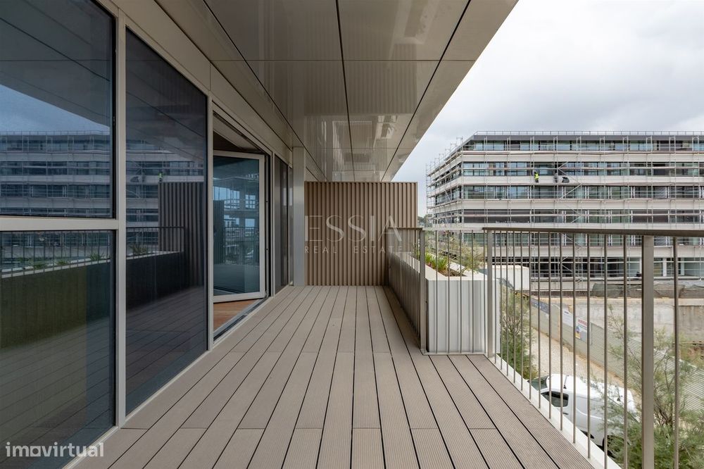 T2 Varanda 16m2 Vistas Mar Canidelo | T2 Novo Gaia Pronto a Habitar