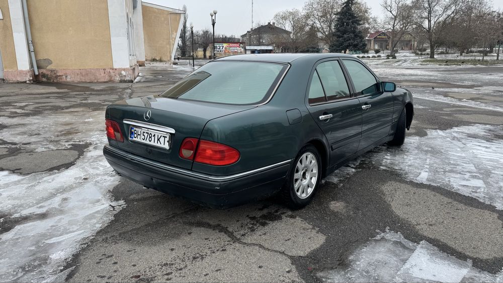 Mercedes-Benz E W210 2.2 газ/бенз