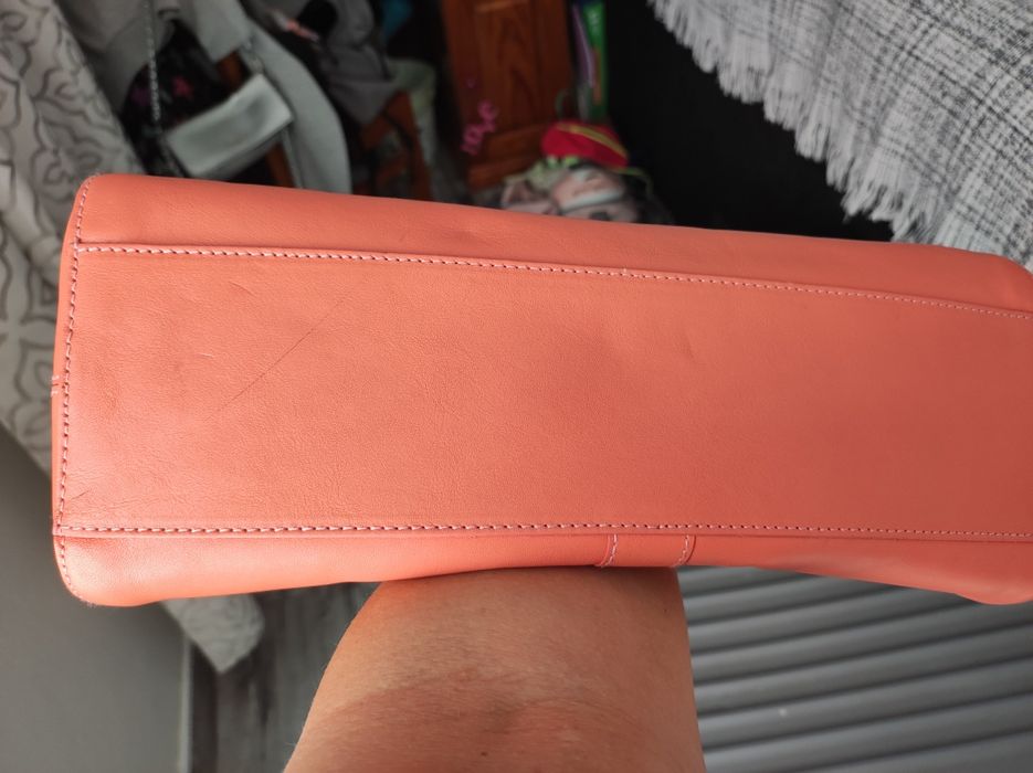 Mala Furla nova  cor salmão