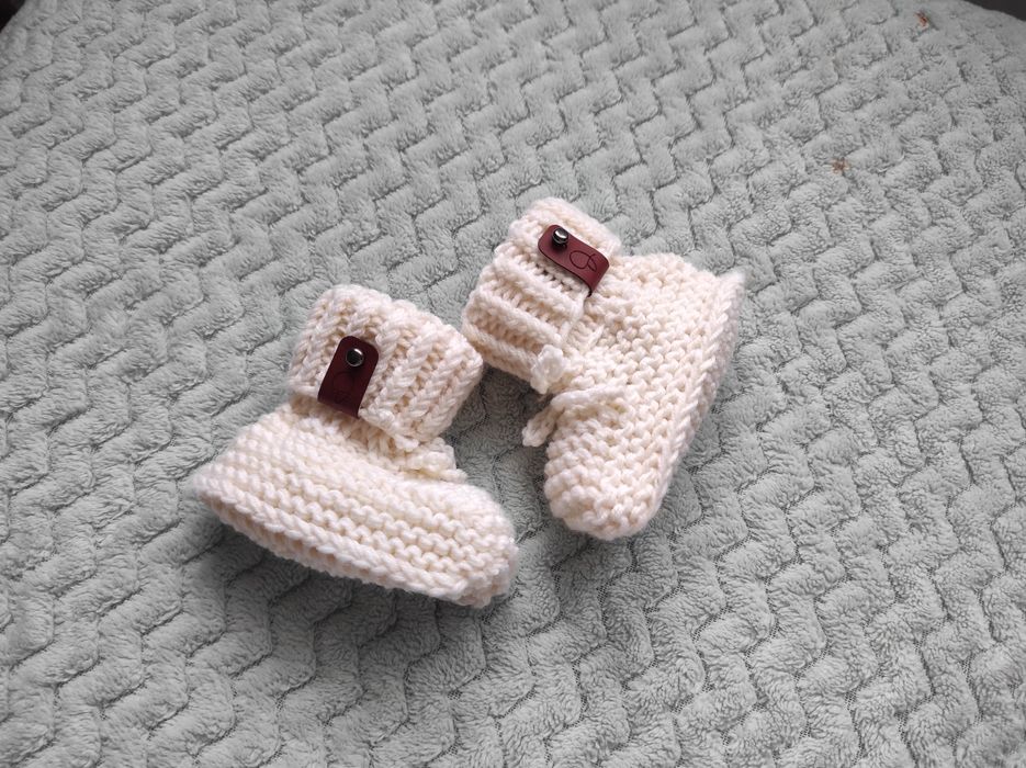 Buciki niechodki handmade Nowe