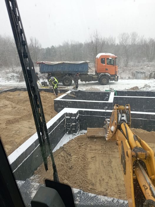 Usługi koparką ładowarka i minikoparka