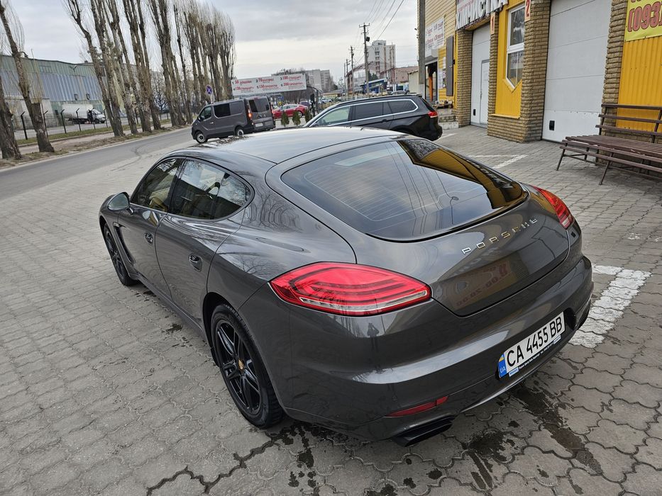 Porsche Panamera 2014 3.0 diesel 300 hp рестайл