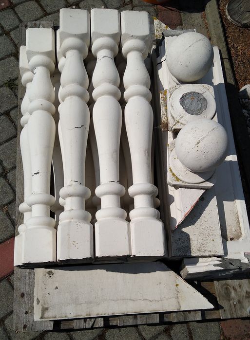 Ozdobne balustrady balkonowe