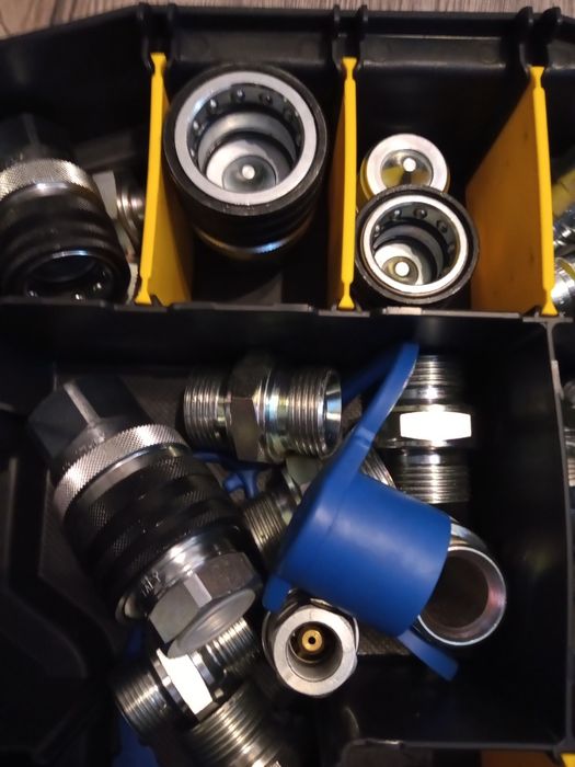 Wloskie złącza hydrauliczne