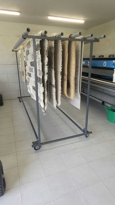 Pranie dywanów w kąpieli wodnej