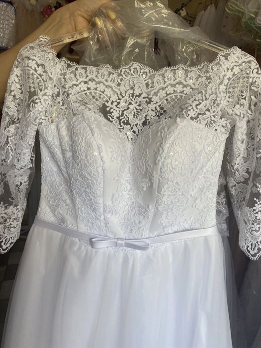 Весільна сукня Нова з салону