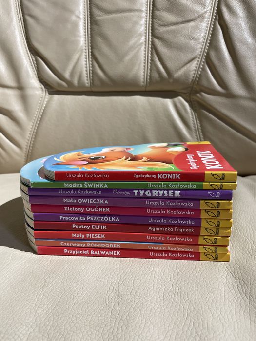 Nowe Książeczki wykrojniki wierszyki Urszula Kozłowska konik bałwanek