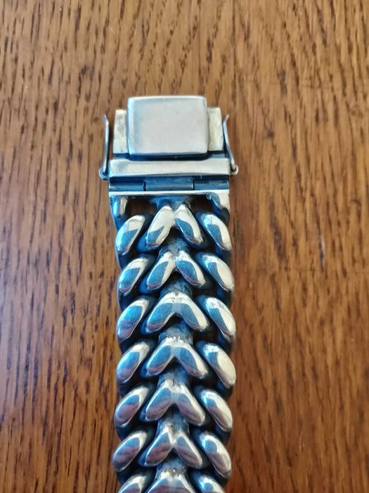 Do sprzedania srebrna bransoletka