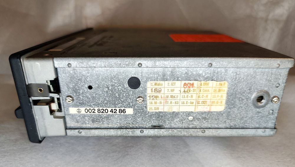 BECKER AVUS CASSETTE Mercedes Stereo Czytaj Opis !