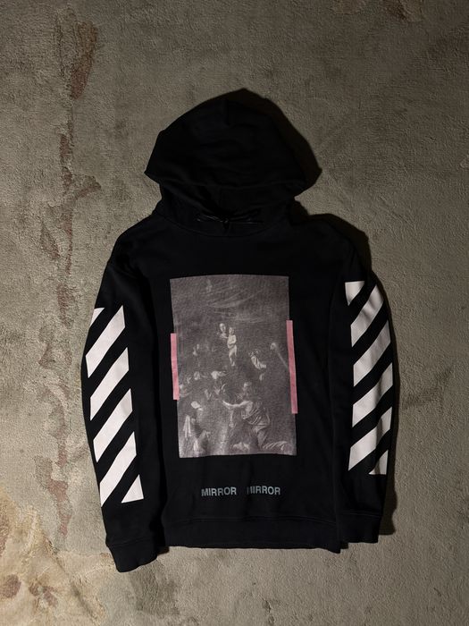Off White Caravaggio