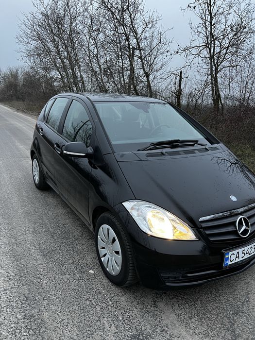 Mercedes-Benz A180 (2011)