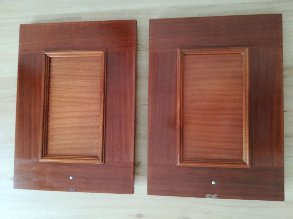 2 portas de roupeiro de parede