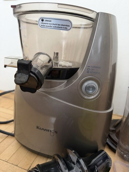 Wyciskarka wolnobrotowa Kuvings NS-621CES