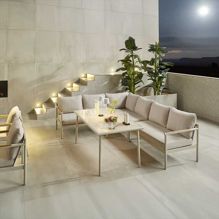 Mesa refeição em metal