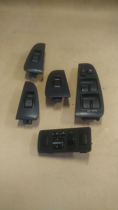 ) Avensis T25 panel przełącznik szyb lusterek