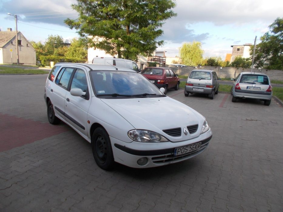 Renault Megane na cześći Kombi Lift Diesel na czesci