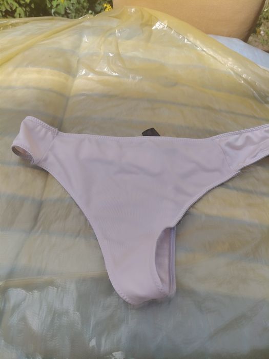 Stringi damskie rozmiar S/M