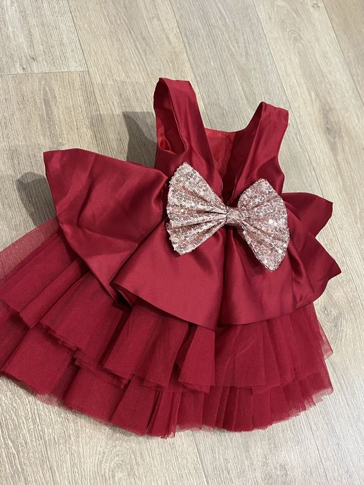 Платье на девочку 0-6м пишное с бантом