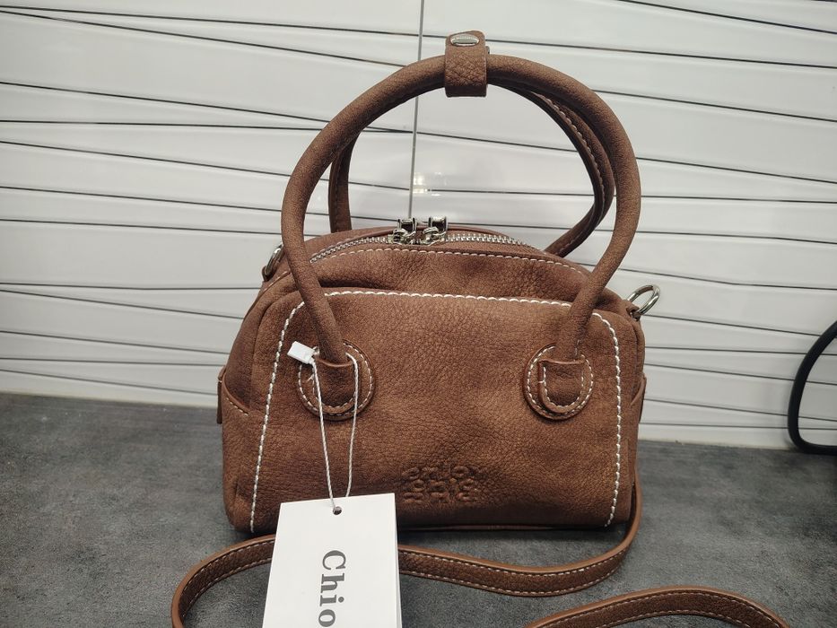 Torebka listonoszka kuferek