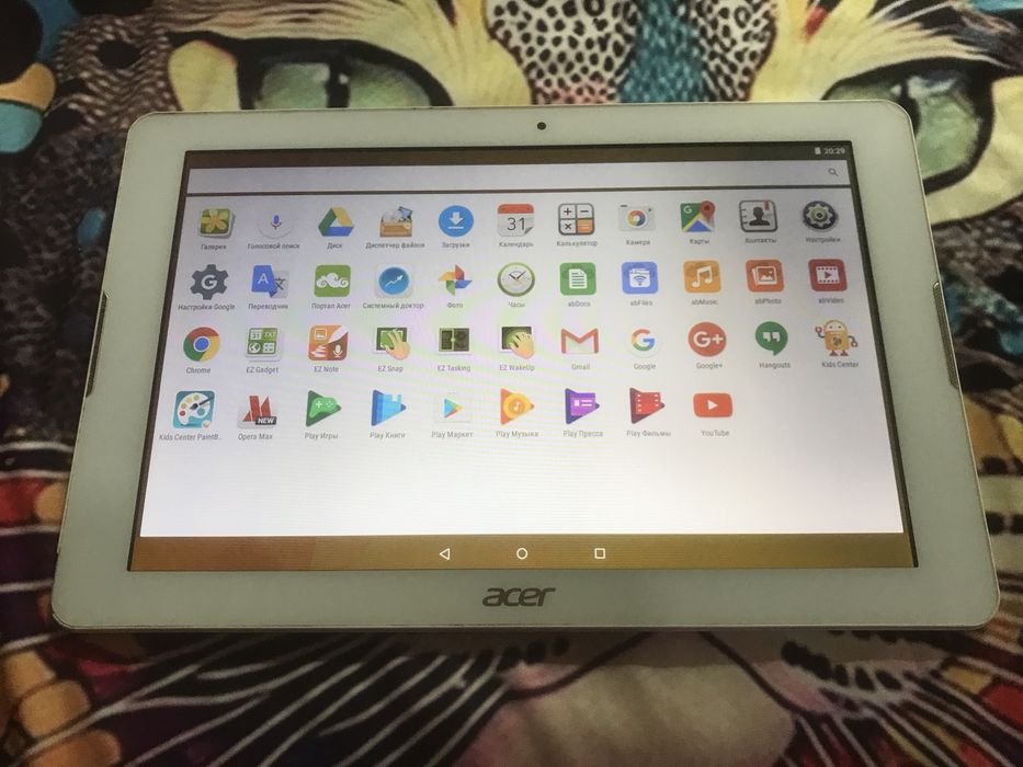 Acer Iconia 10, B3-A20. 16GB. Экран 10 дюймов. Отличный