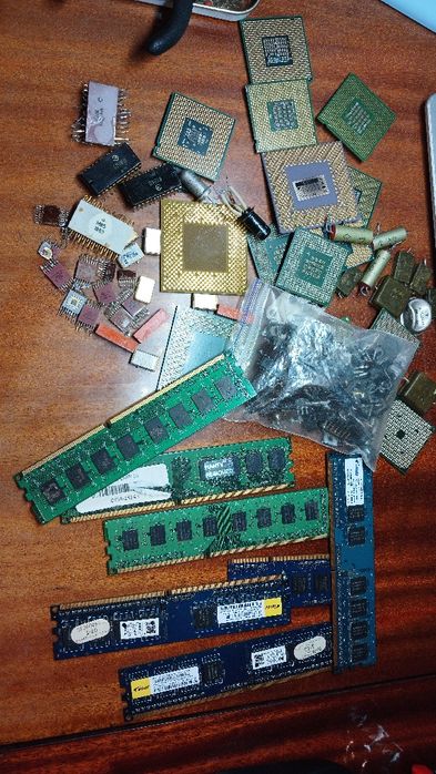 Продам радиодетали.