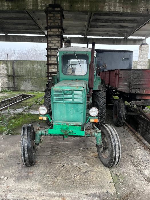 Т 40, трактор, зелений