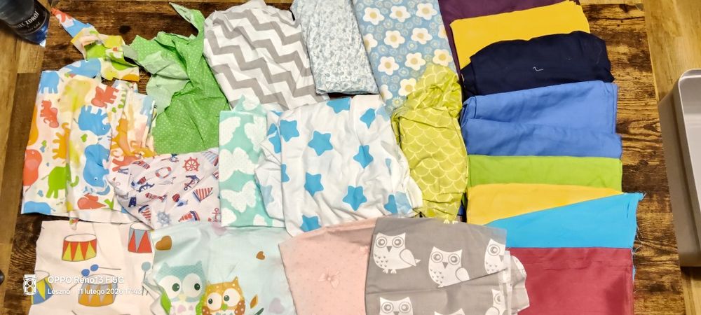 Tkaniny materiały skrawki