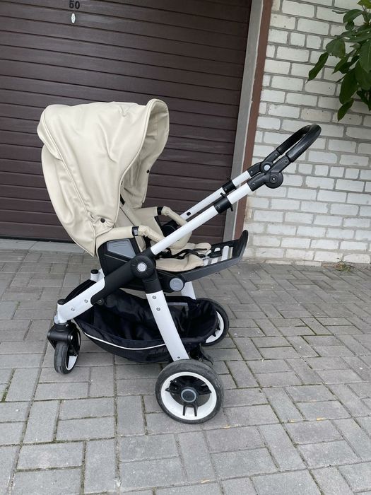 Продам коляску teutonia 2/1