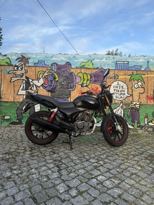 Keeway RKV 125 Ano 2012