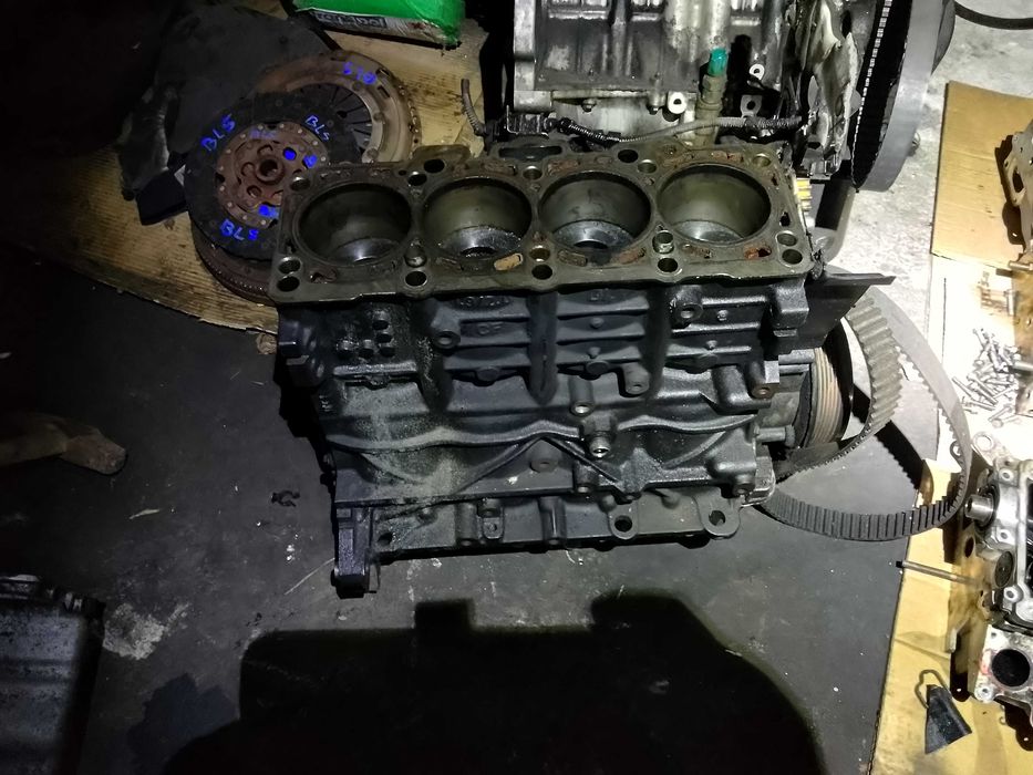 blok silnika 1.9 2.0 tdi  vw audi skoda 038.103021CF