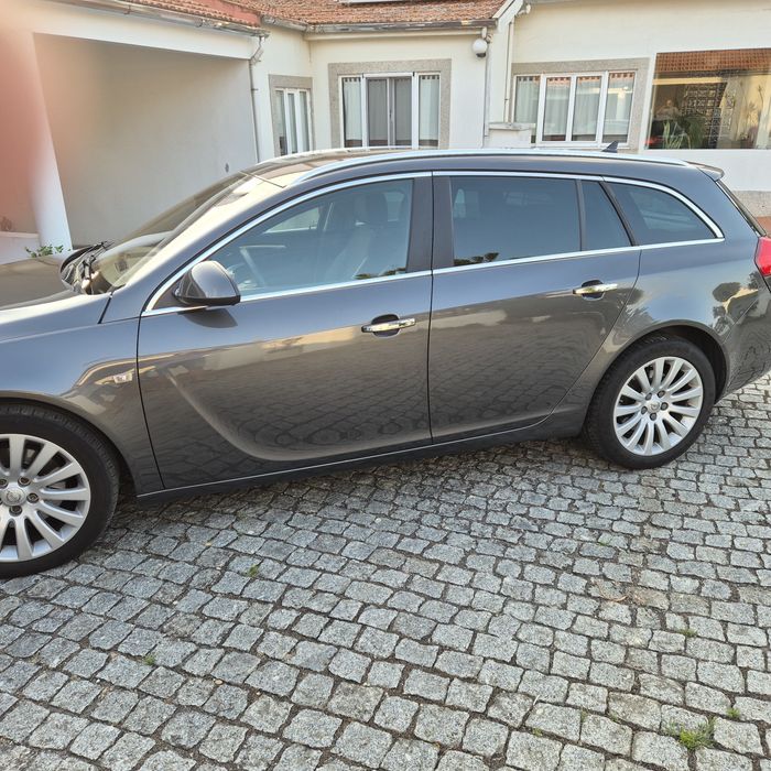 Opel Insignia Sports Tourer — fotografia 4