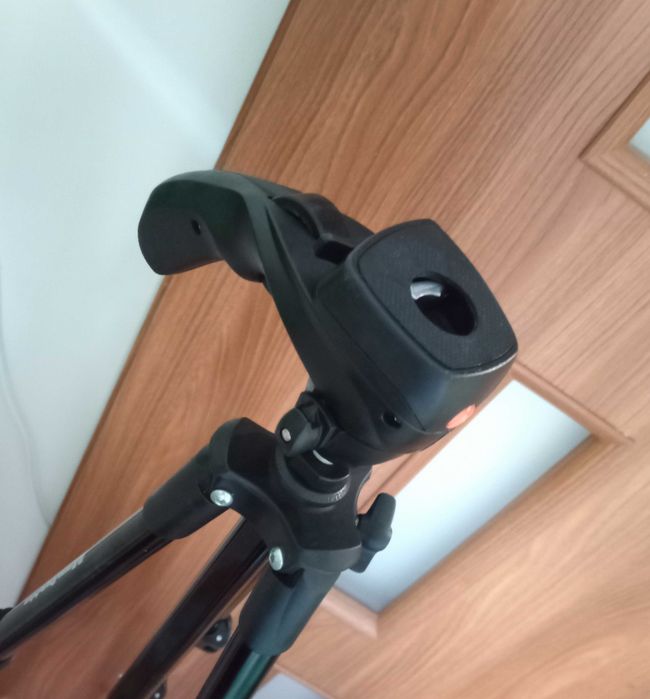 Manfrotto statyw do aparatu i kamery. Compact Action MKCOMPACTACN-BK. Stan ok.