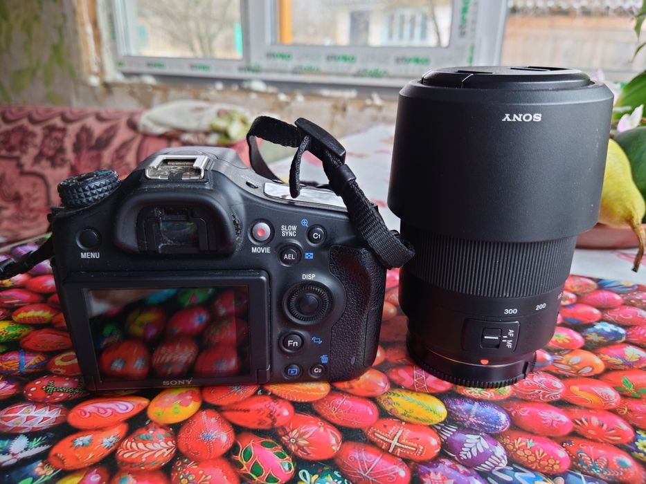 Sony a68+ 2 обєктиви