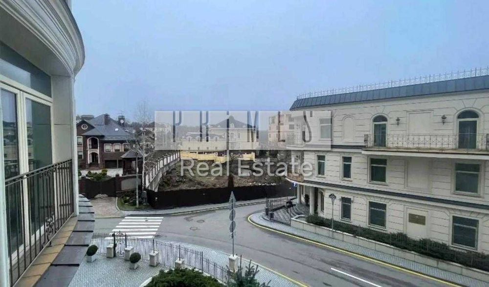 Продаж 9к квартири 500м2 паркомісце Новоселицька 10 Renaissance Residence Печерський Ботсад