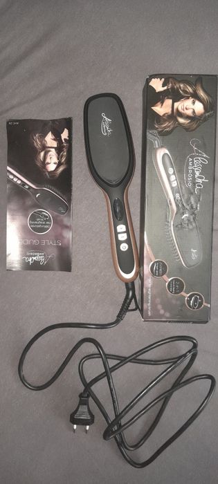 Escova alisadora de cabelo