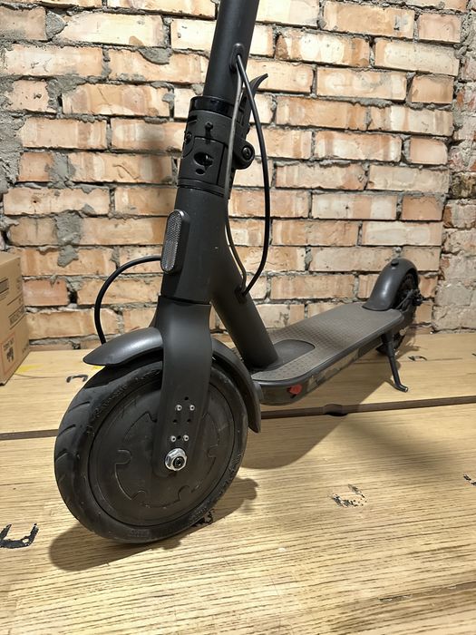 Електросамокат Mi Electric Scooter Essential Black