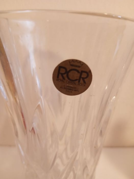 Vaso de cristal lapidado italiana RCR Royal Crystal Rock  AP  24%