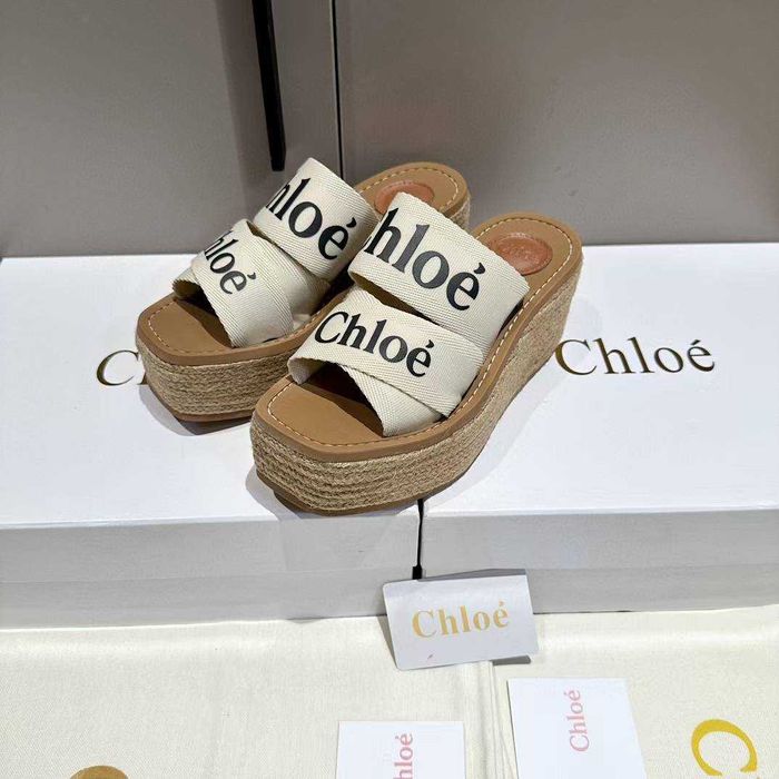 Chloe Buty, sandaly klapki, skora 110216