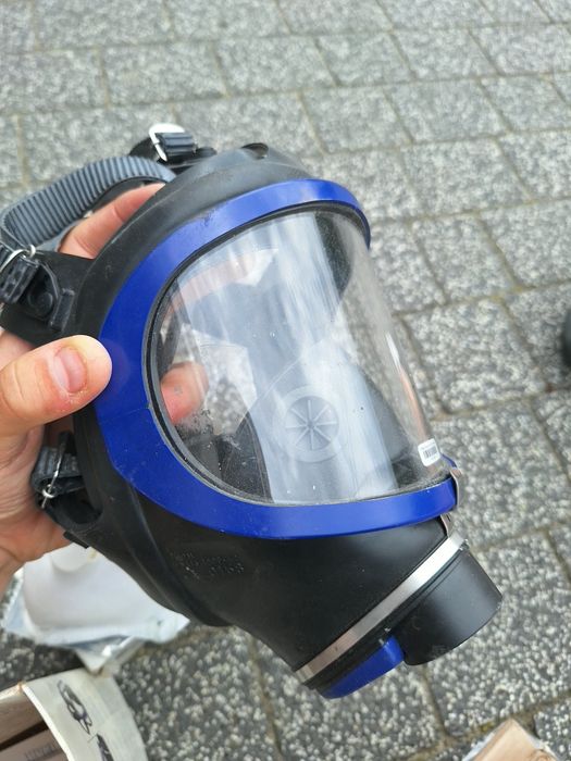 Maska Dräger X-plore 6300 z gwintem RD 40