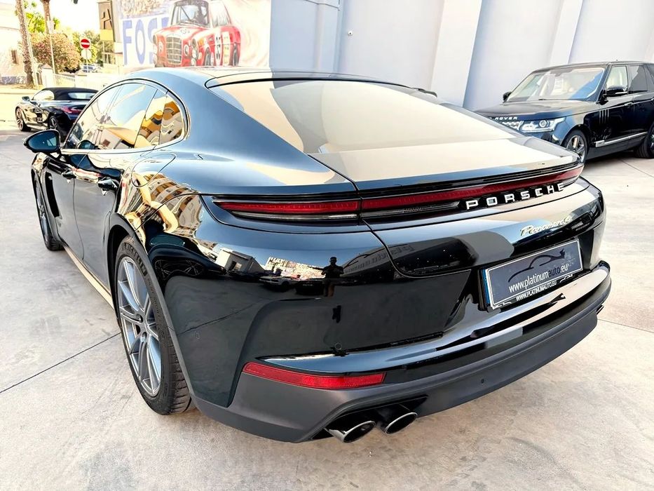 Porsche Panamera 4 E-Hybrid