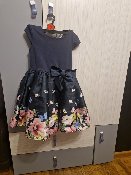 Sukienka rozmiar 98/104