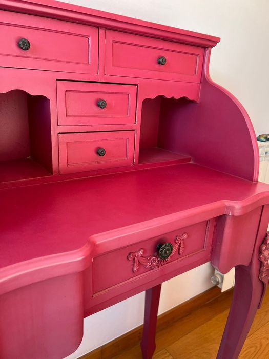 Toucador / móvel decorativo (Gato Preto)